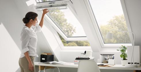 Velux Klapp-Schwing-Fenster SEA LP
