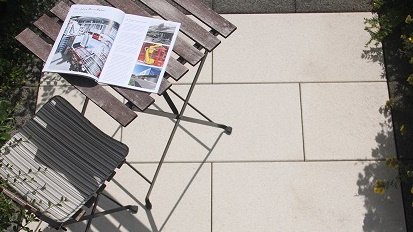 Braun Beton Kachel 413x232